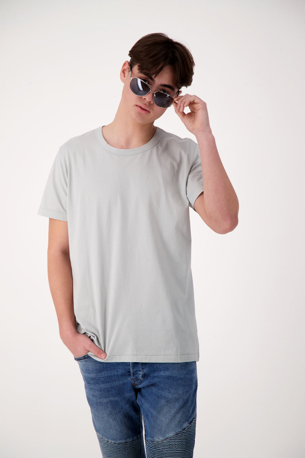 grey cotton tshirt